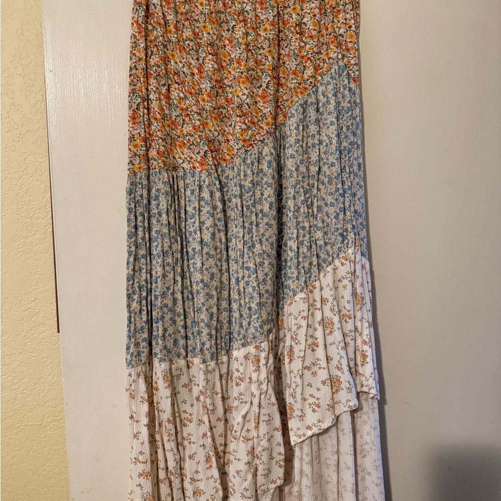 American Eagle Outfitters Asymmetrical Floral Skirt - Multicolor size Medium